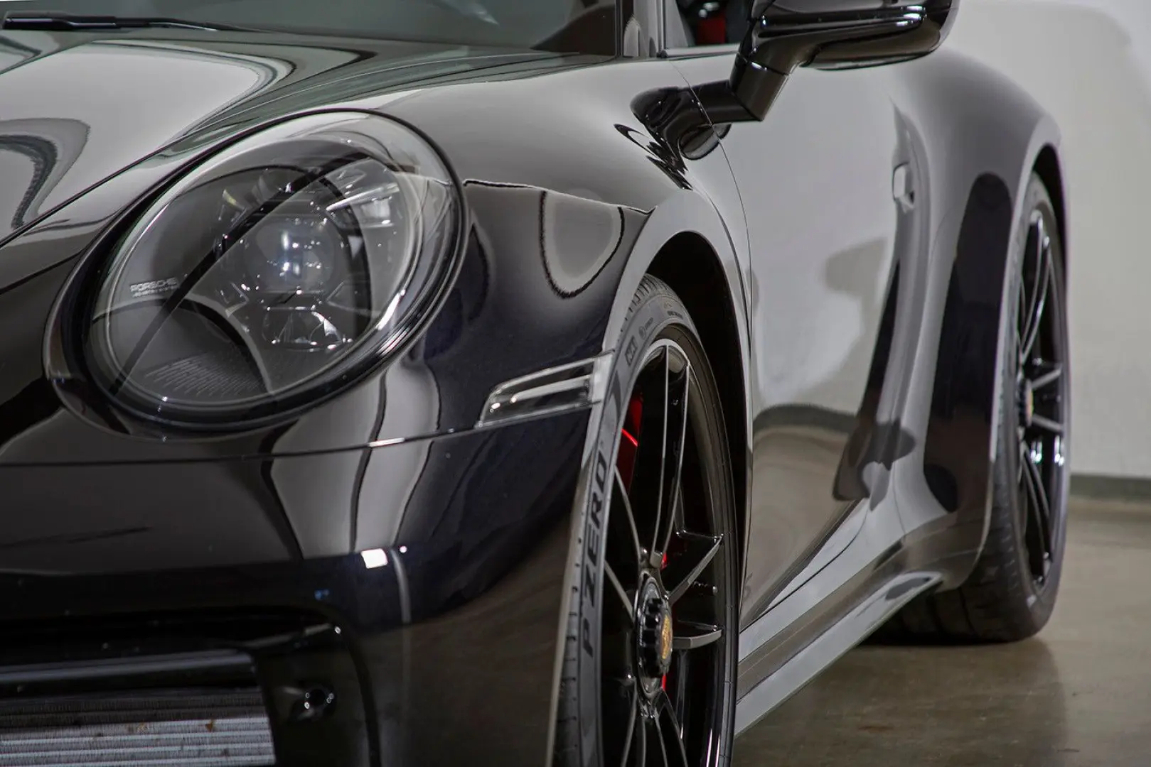 911 Carrera GTS, wie ,,NEU,, Hinterachslenkung !
