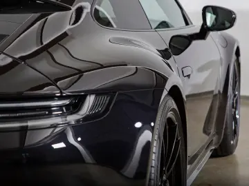 911 Carrera GTS, wie ,,NEU,, Hinterachslenkung !