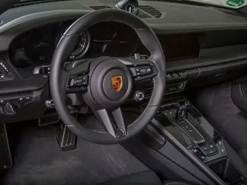 911 Carrera GTS, wie ,,NEU,, Hinterachslenkung !