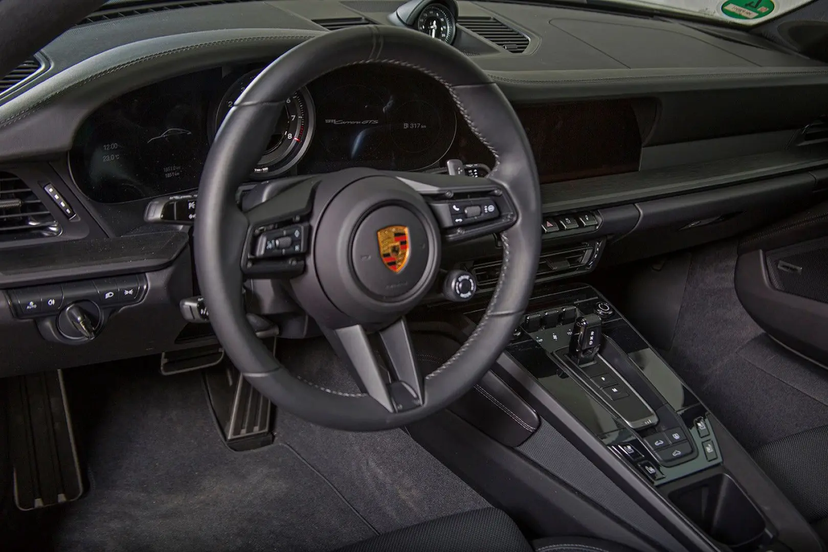 911 Carrera GTS, wie ,,NEU,, Hinterachslenkung !