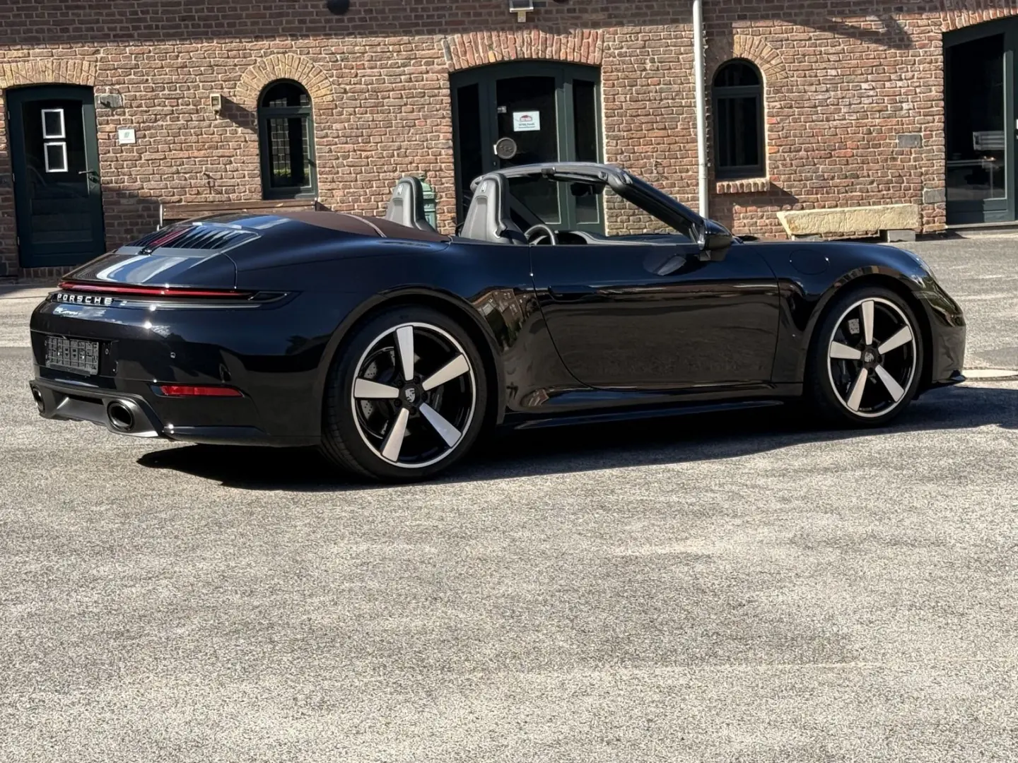 992 911 Carrera Cabriolet SPORTDESIGN-ABGAS*HD-M