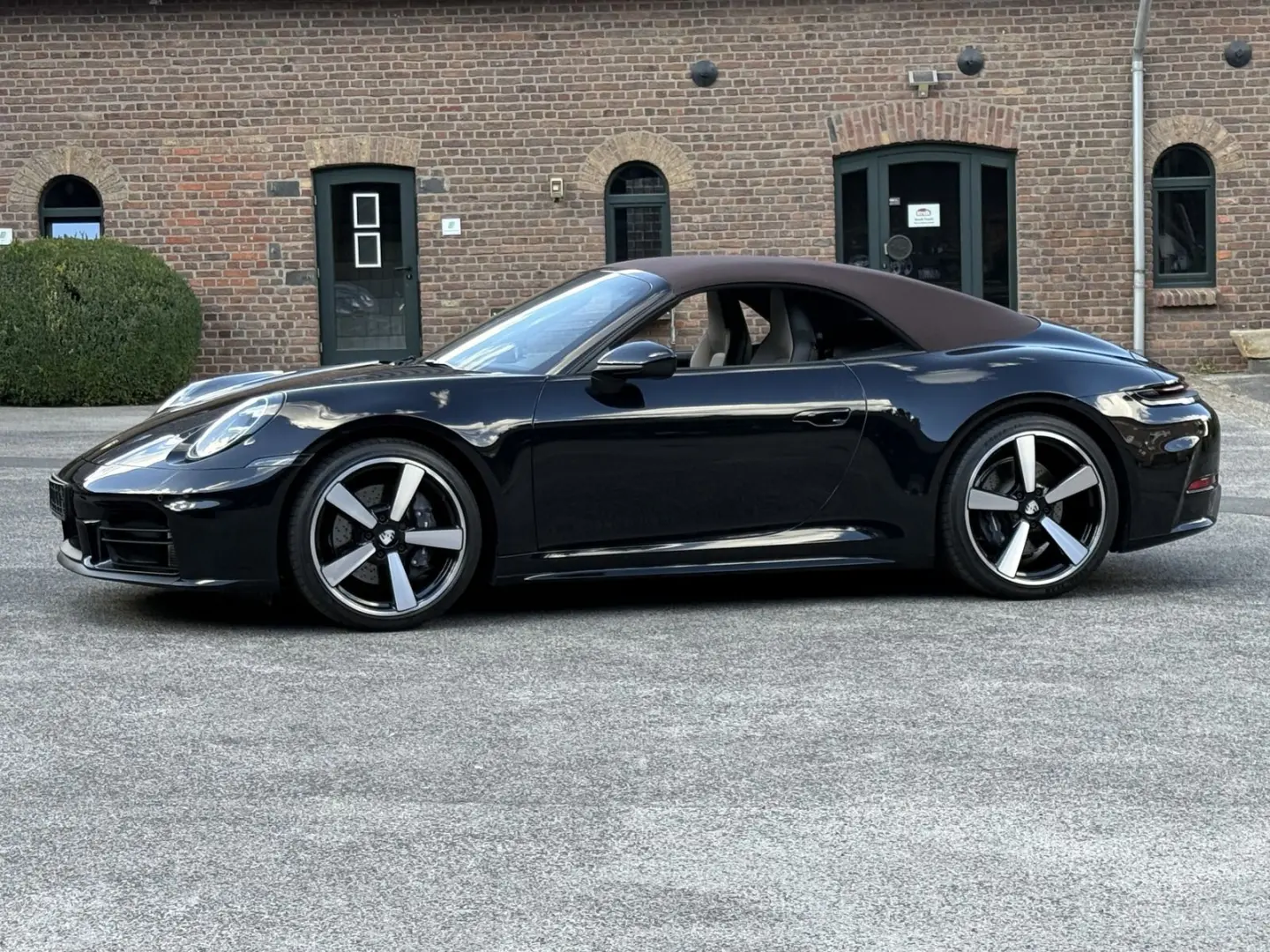 992 911 Carrera Cabriolet SPORTDESIGN-ABGAS*HD-M