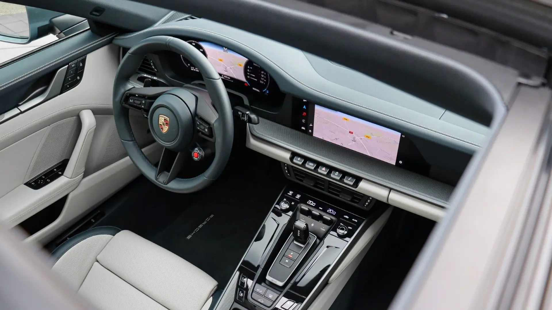 911 992.2 Carrera Coupé,Sitzbelüft. BOSE,18-W