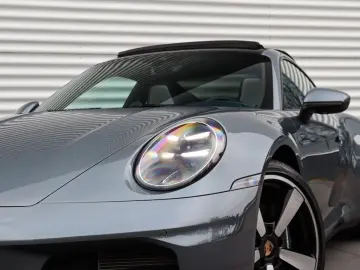 911 992.2 Carrera Coupé,Sitzbelüft. BOSE,18-W