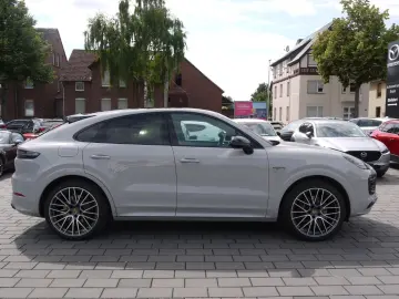 Cayenne E-Hybrid Platinum Edition*ACC*LUFT*PANO*