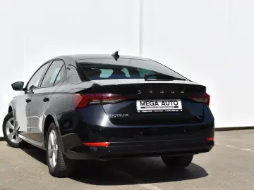 SKODA OCTAVIA STYLE 2.0 DSG