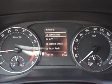 SKODA OCTAVIA STYLE 2.0 DSG