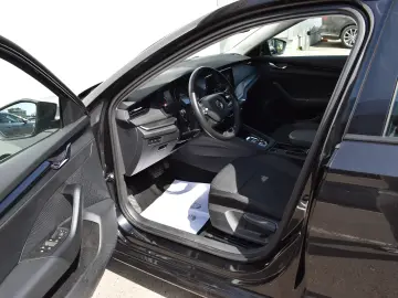 SKODA OCTAVIA STYLE 2.0 DSG