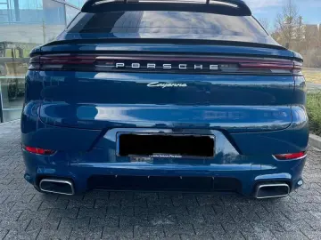 Cayenne Coupe E-Hybrid StandHz_Pano_360°_AHK_21