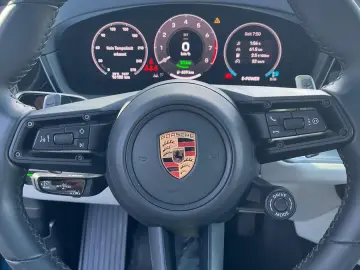 Cayenne Coupe E-Hybrid StandHz_Pano_360°_AHK_21