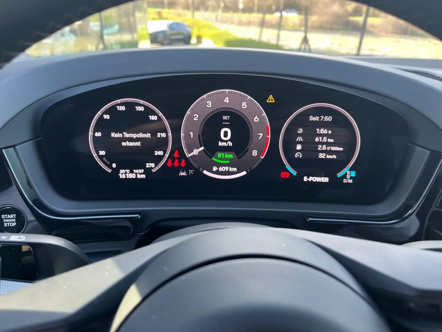 Cayenne Coupe E-Hybrid StandHz_Pano_360°_AHK_21
