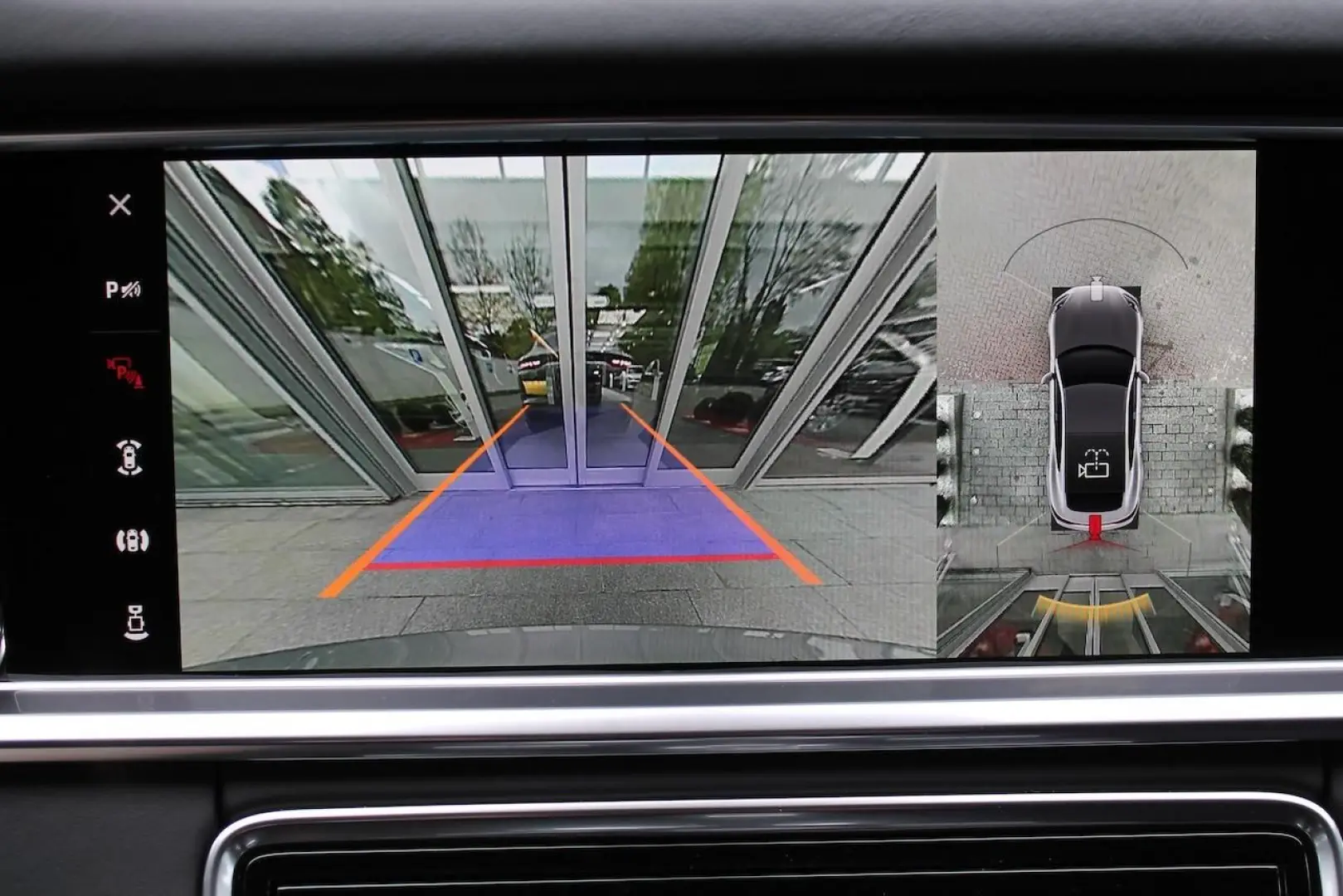Panamera GTS HUD Panorama Softclose PDCC Inno...