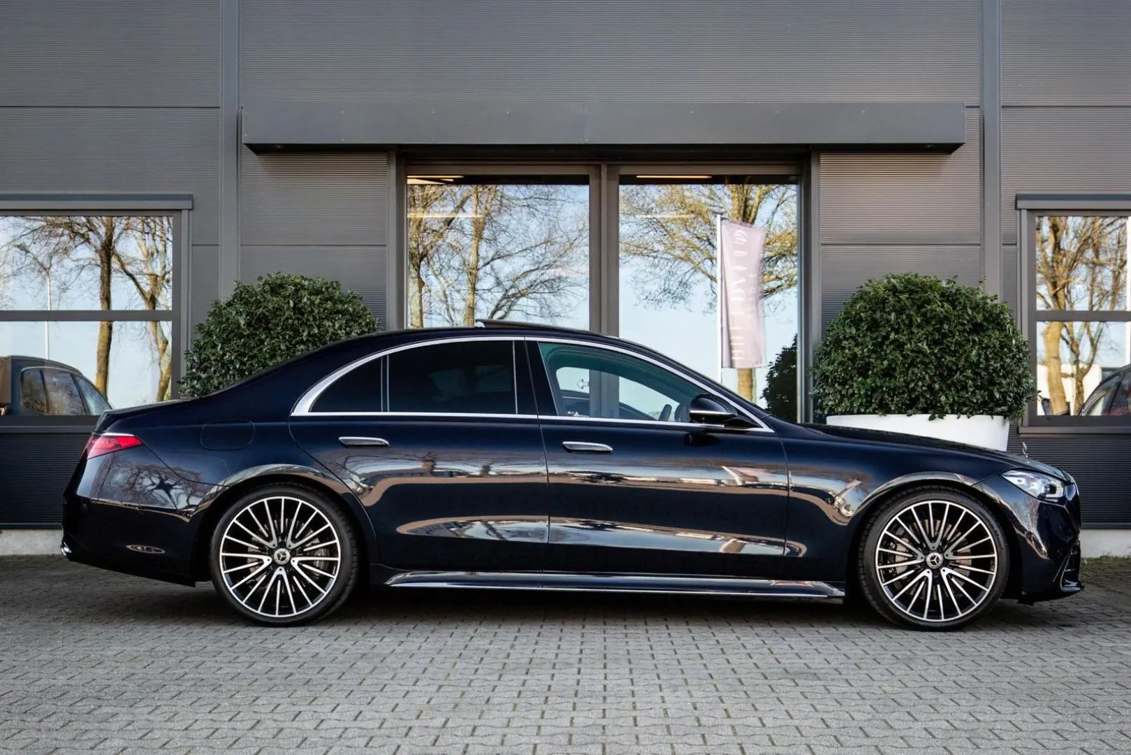 S 580 e AMG Line