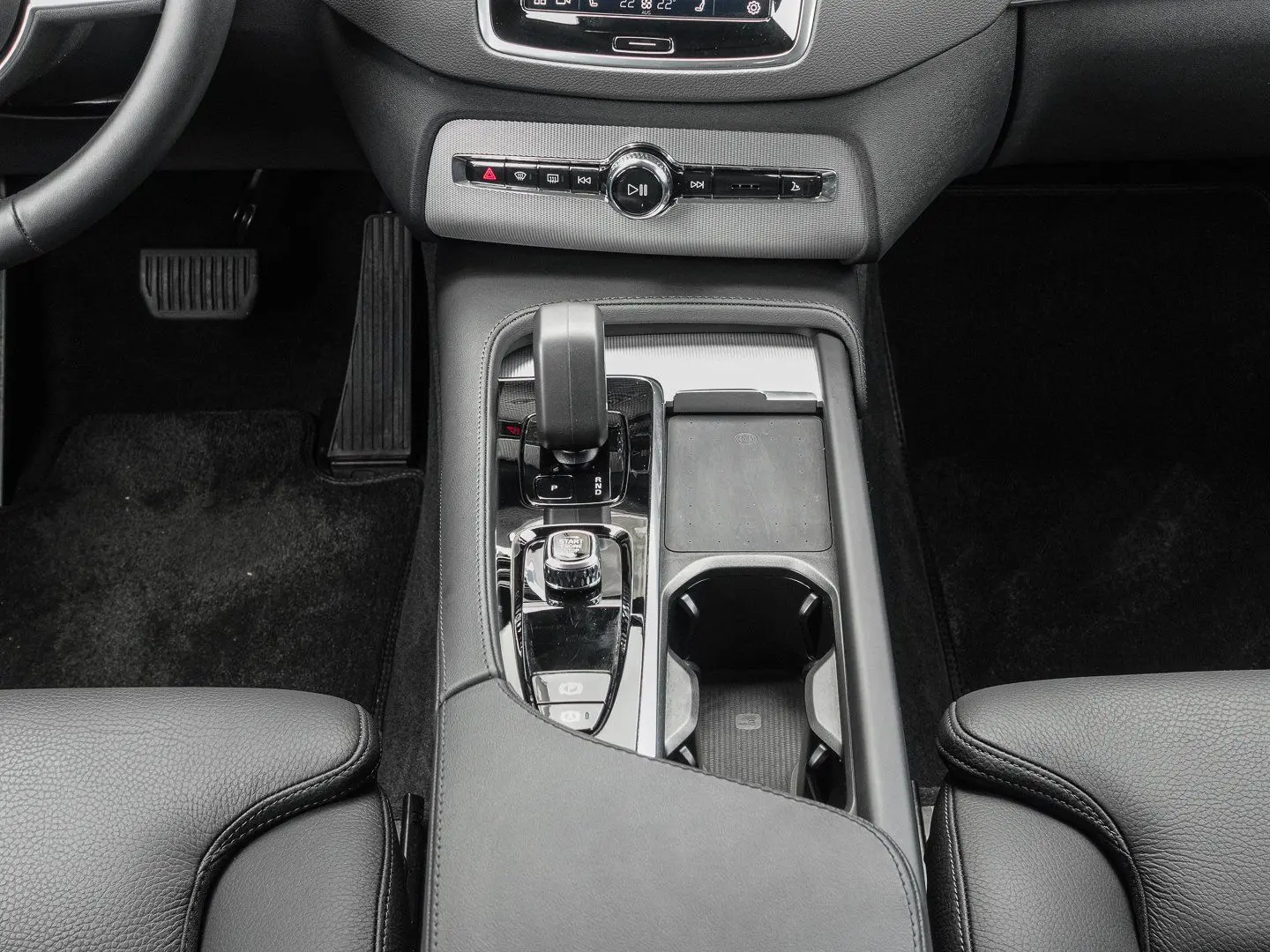 XC90 T8 AWD Plus Bright