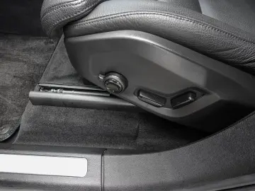 XC90 T8 AWD Plus Bright