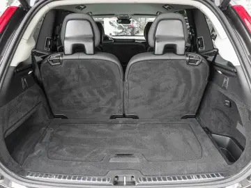 XC90 T8 AWD Plus Bright
