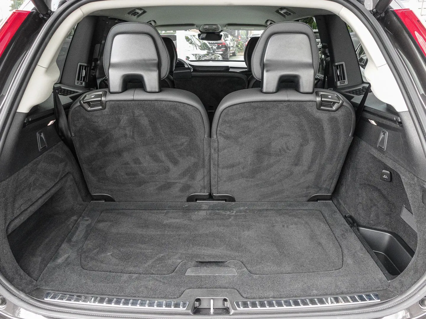 XC90 T8 AWD Plus Bright