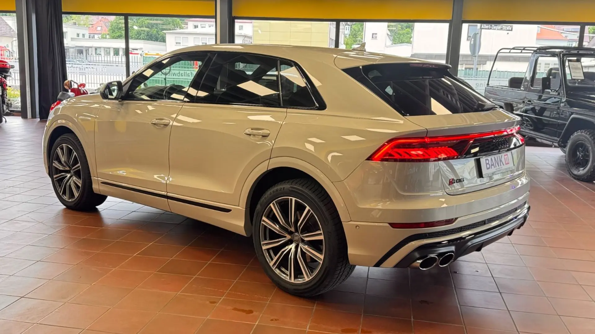 SQ8 4.0 TFSI, Audi Garantie, HD Matrix-LED