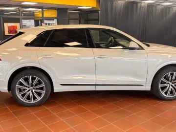 SQ8 4.0 TFSI, Audi Garantie, HD Matrix-LED