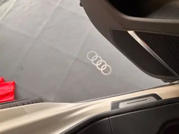 SQ8 4.0 TFSI, Audi Garantie, HD Matrix-LED