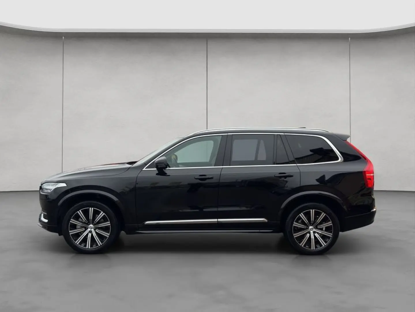 XC90 B5 AWD Plus-Bright