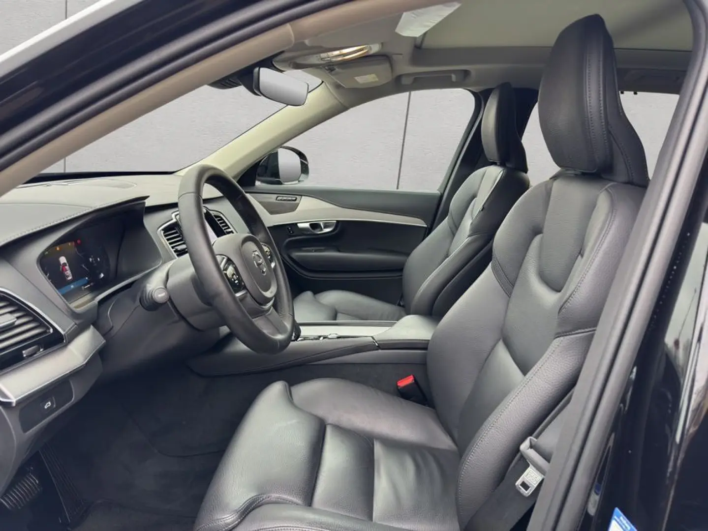 XC90 B5 AWD Plus-Bright