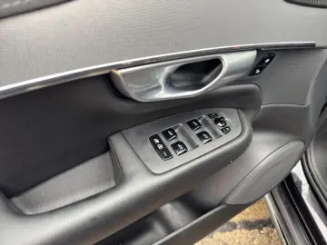 XC90 B5 AWD Plus-Bright
