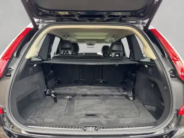 XC90 B5 AWD Plus-Bright 7S Glasd 360  Standheizu