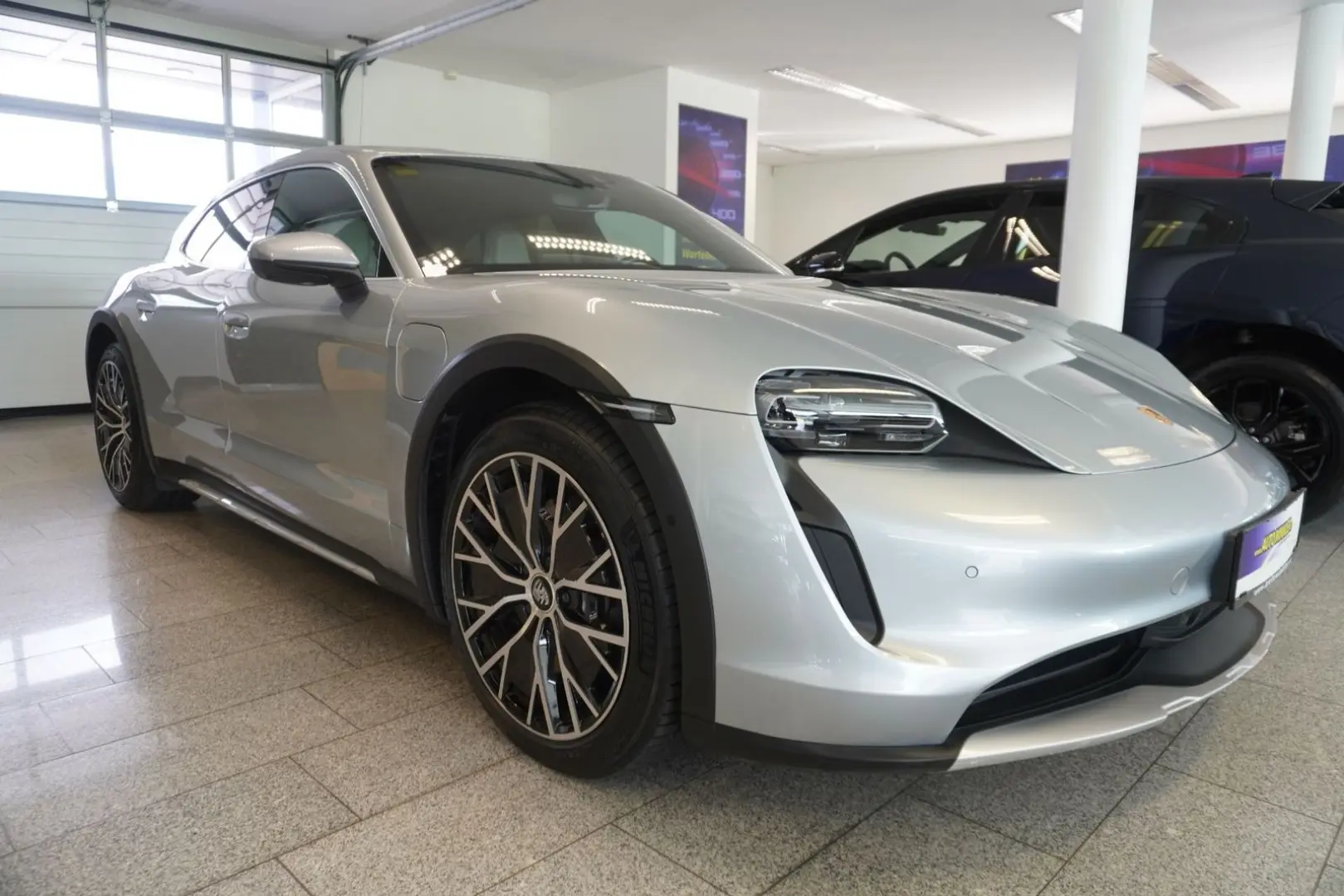 Taycan 4 Cross Turismo 83,7kWh 20