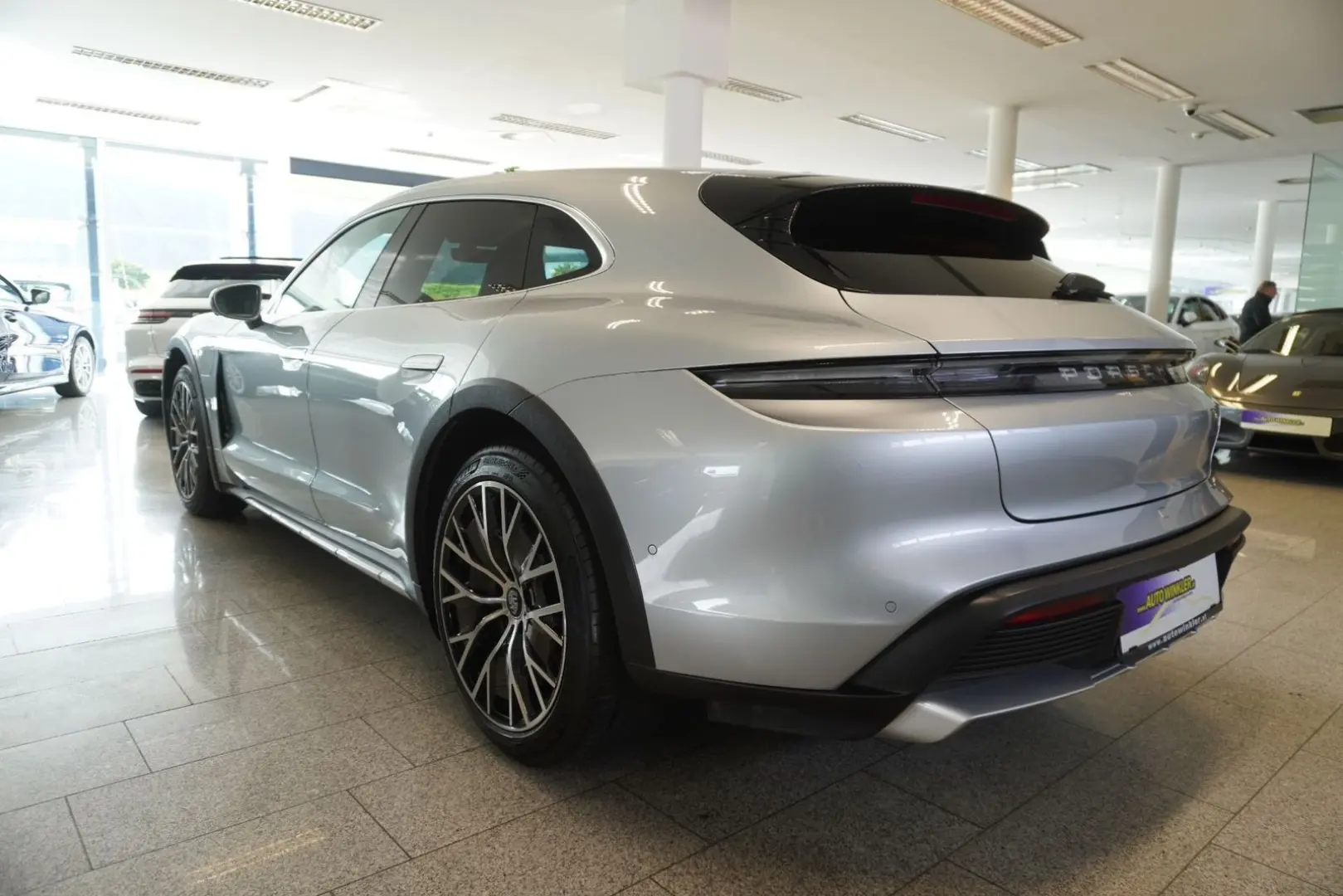 Taycan 4 Cross Turismo 83,7kWh 20