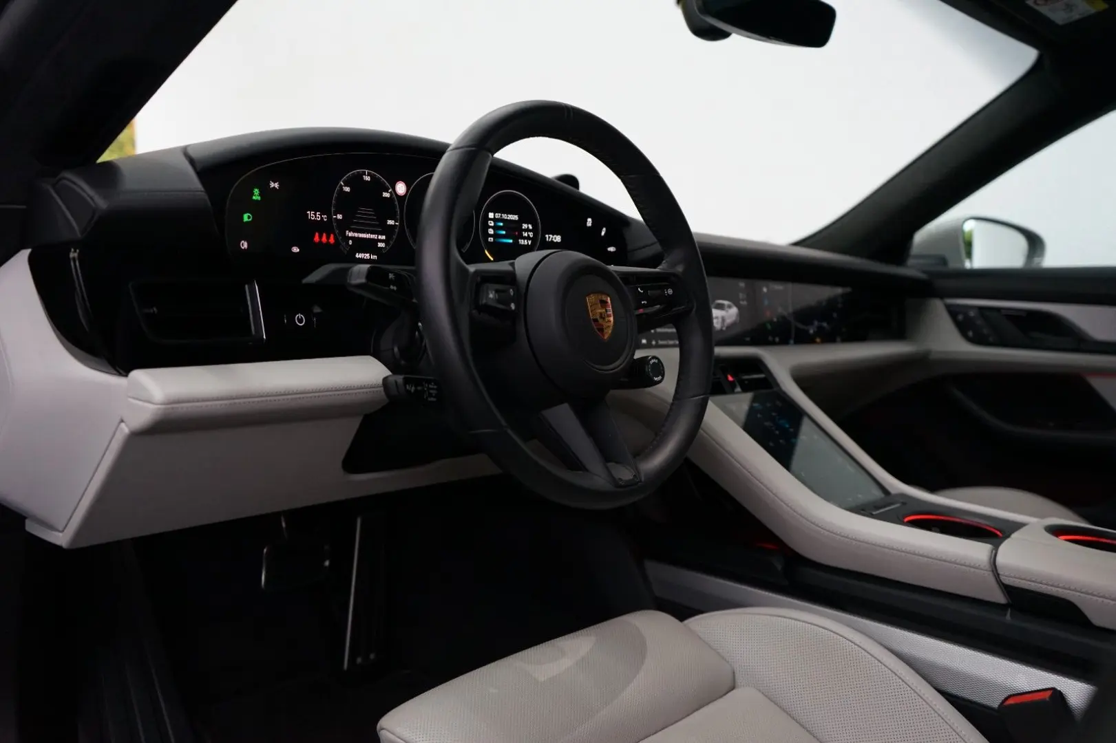 Taycan Turbo/Kreide/P-Display/HAL/21z/Mega-Spec