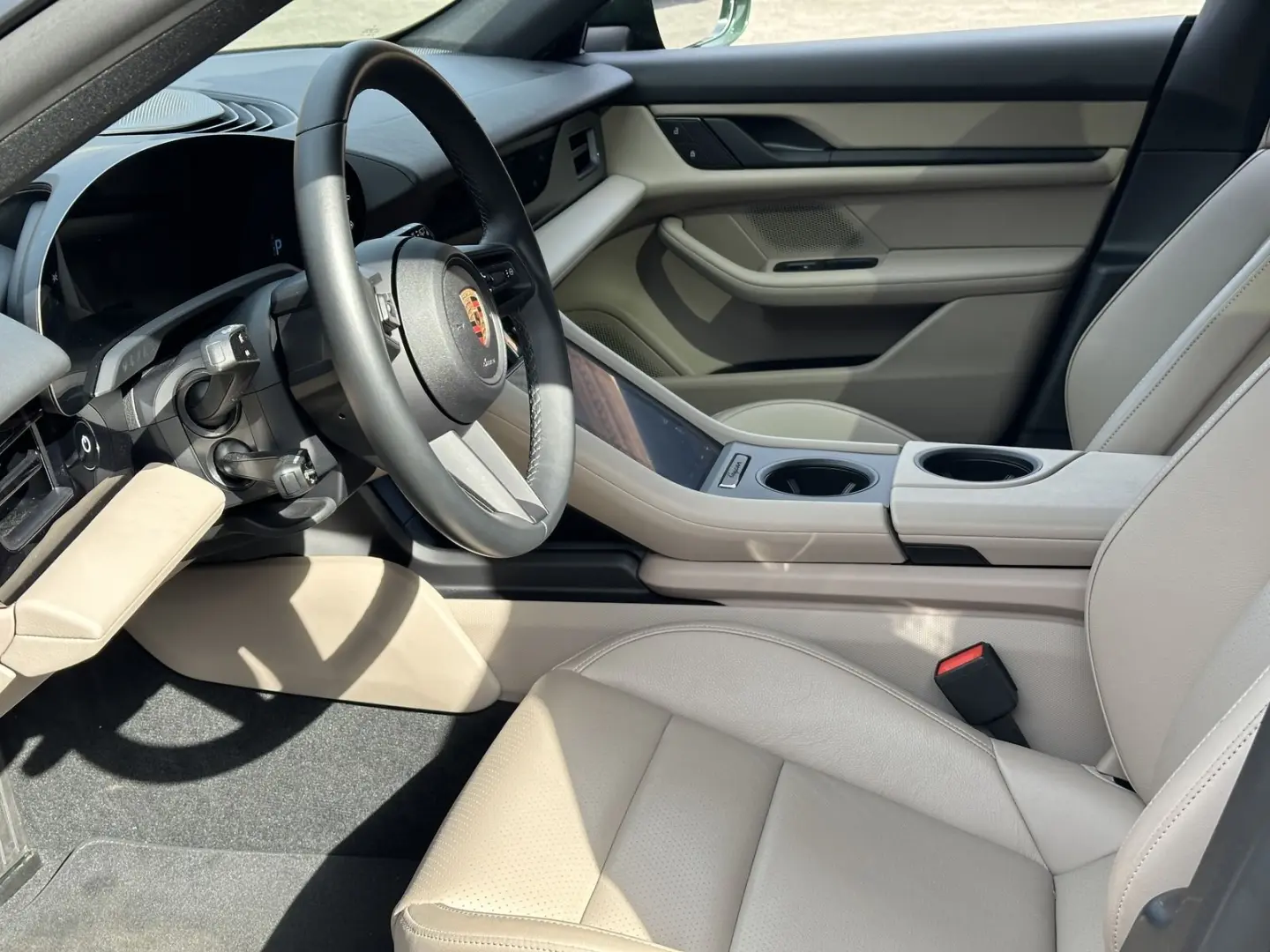 Taycan 4 Cross Turismo 21CT DESIGN*PANORAMA*KAME