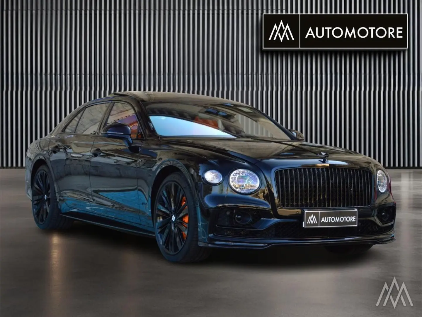 Flying Spur  W12 Speed  Mulliner    BlackLine