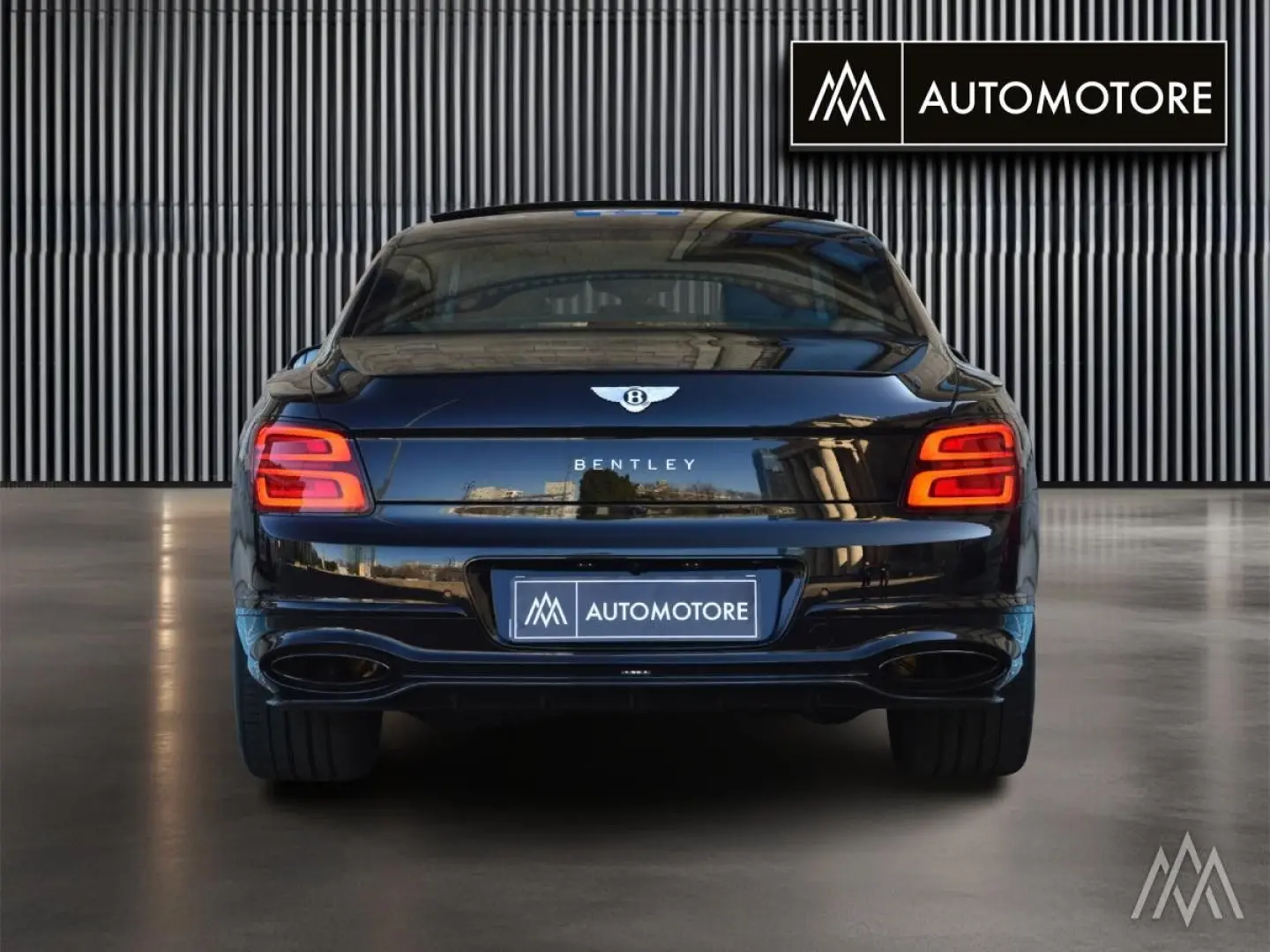 Flying Spur  W12 Speed  Mulliner    BlackLine