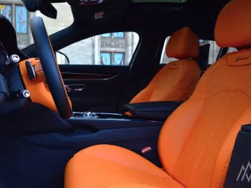 Flying Spur  W12 Speed  Mulliner    BlackLine