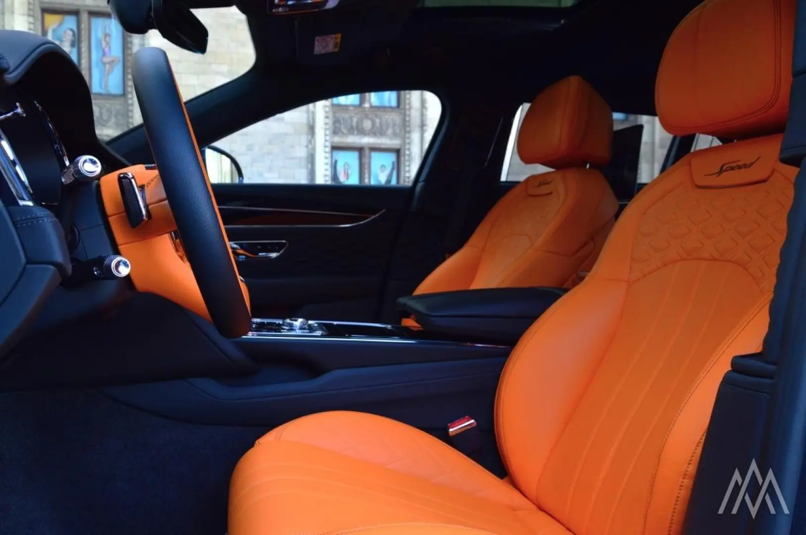 Flying Spur  W12 Speed  Mulliner    BlackLine