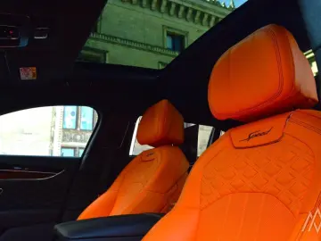 Flying Spur  W12 Speed  Mulliner    BlackLine