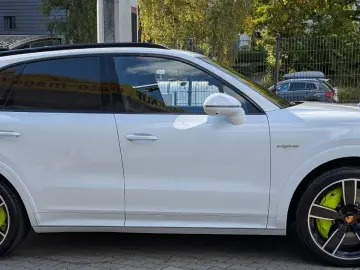 Cayenne Turbo S E-Hy Sport*ACC*360*Massage*HUD