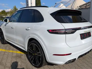 Cayenne Turbo S E-Hy Sport*ACC*360*Massage*HUD