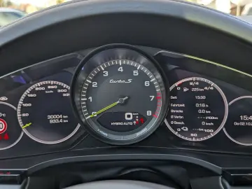Cayenne Turbo S E-Hy Sport*ACC*360*Massage*HUD