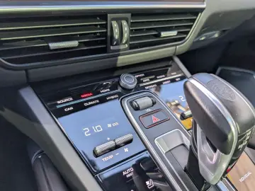 Cayenne Turbo S E-Hy Sport*ACC*360*Massage*HUD
