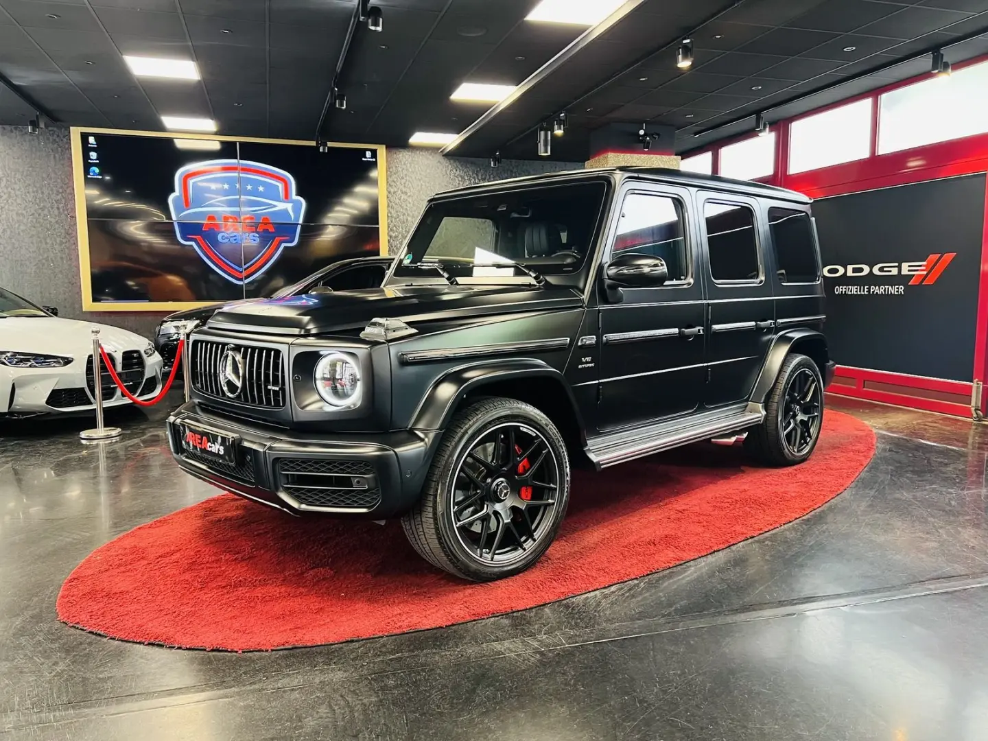 G 63 AMG NIGHT TV CARBON GAR SUPERIOR BUR MASSAG