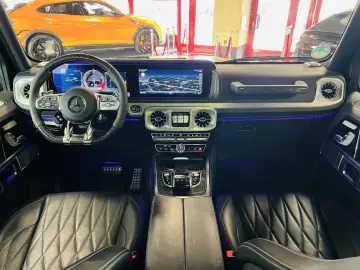 G 63 AMG NIGHT TV CARBON GAR SUPERIOR BUR MASSAG
