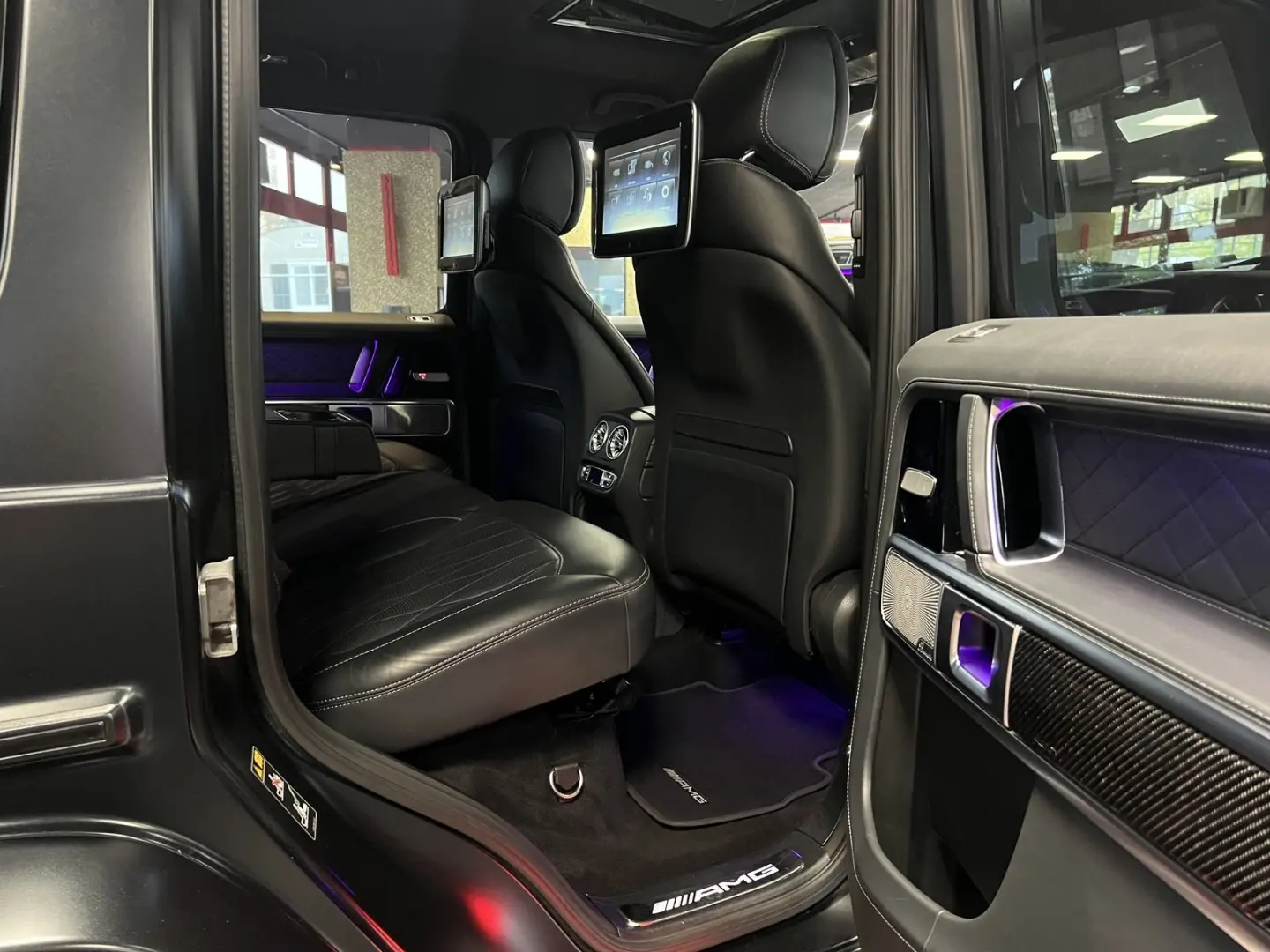 G 63 AMG NIGHT TV CARBON GAR SUPERIOR BUR MASSAG