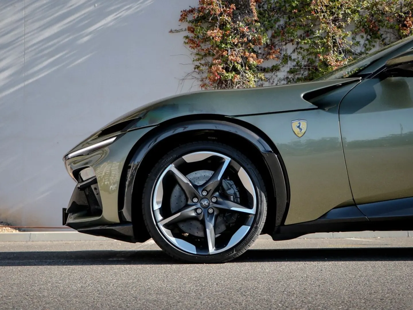 Purosangue V12 DCT 4WD