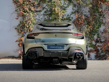 Purosangue V12 DCT 4WD