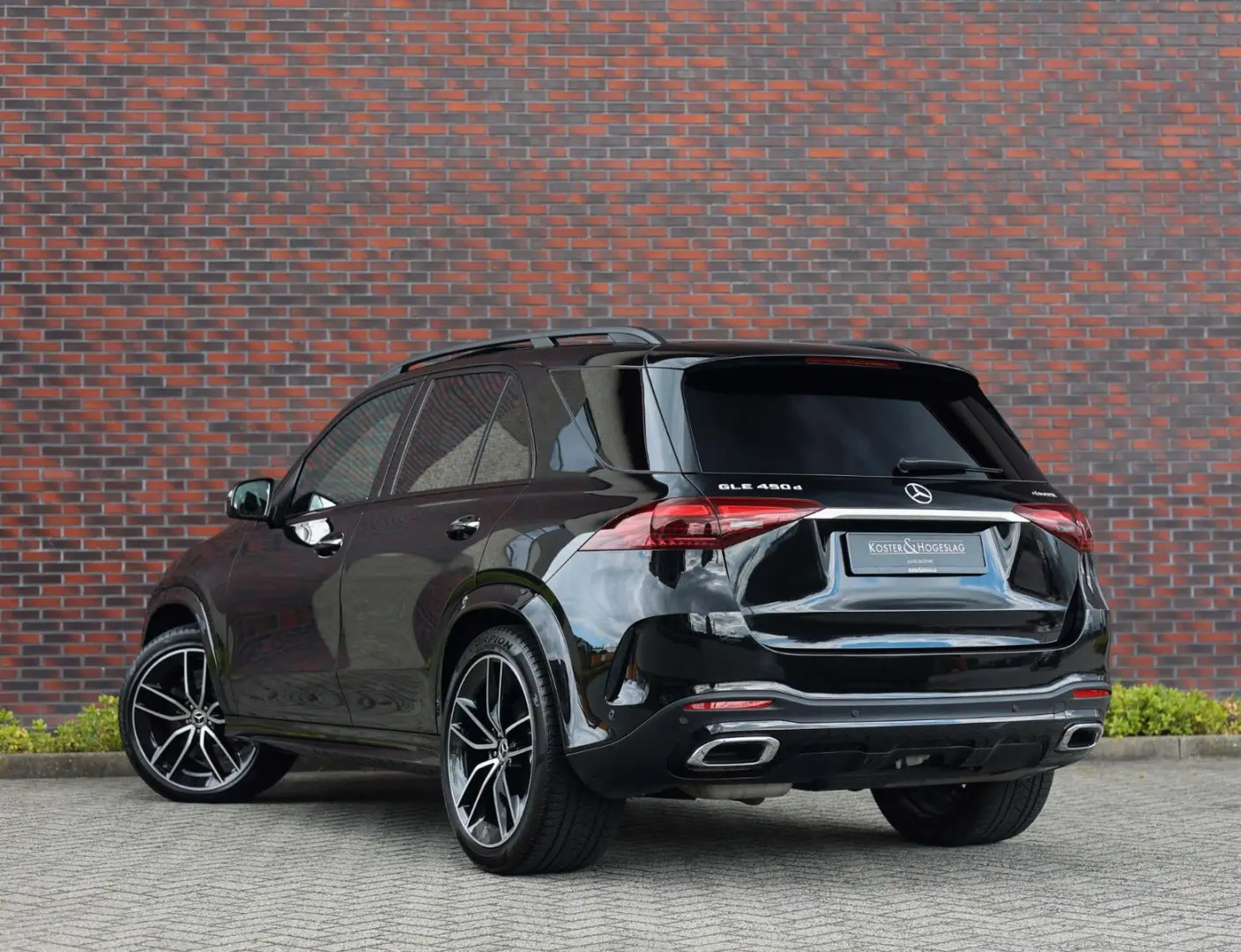 GLE 450d 4-Matic   7 SITZER- AHK-AMG-Pano-