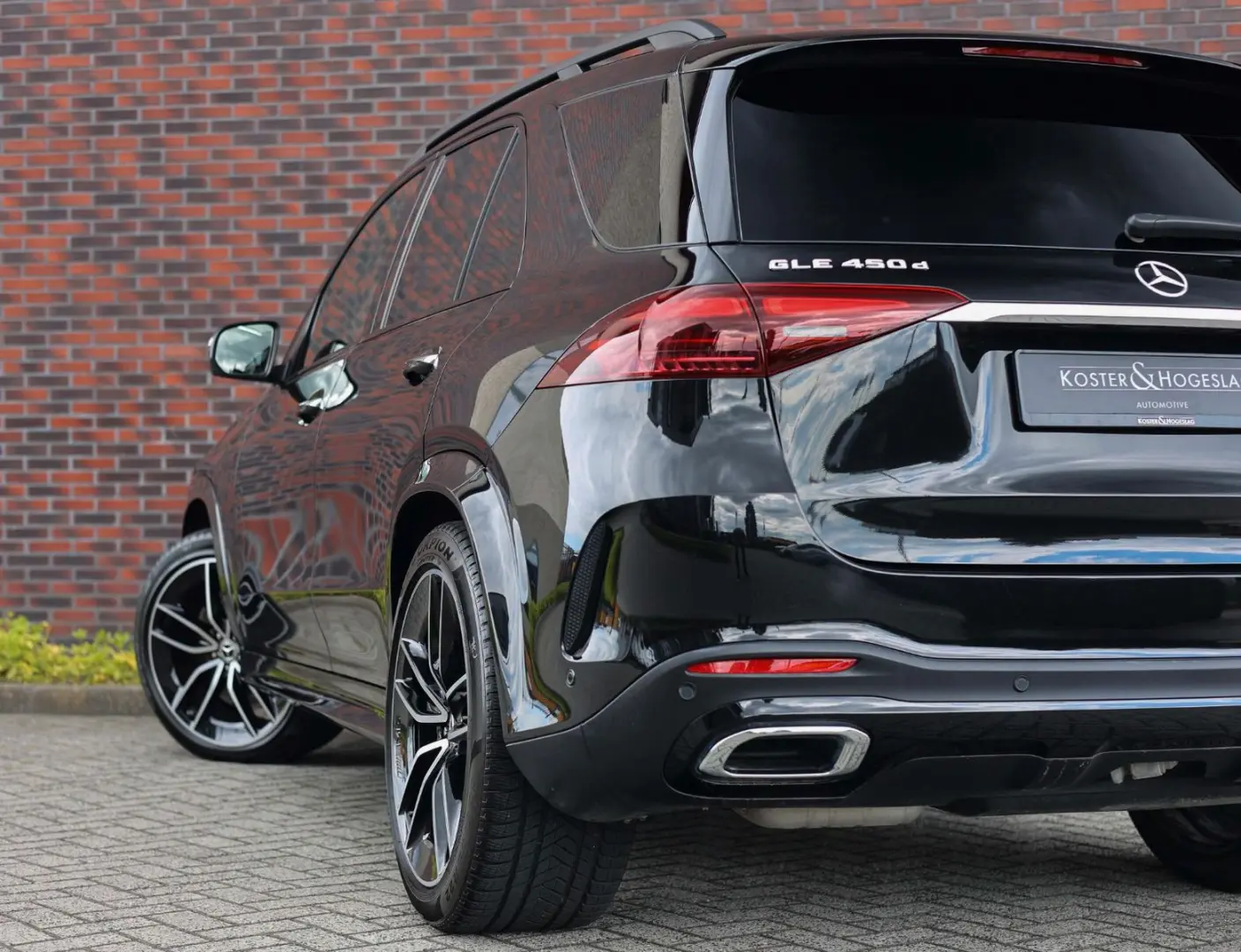 GLE 450d 4-Matic   7 SITZER- AHK-AMG-Pano-