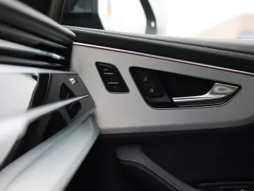 Q8 60 TFSIe quattro | - Pano - AHK - Matrix HUD