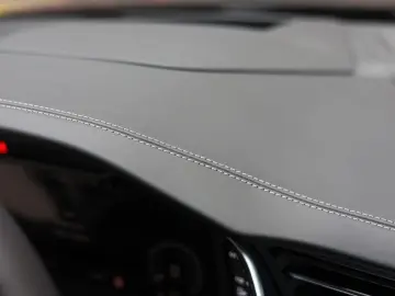 Q8 60 TFSIe quattro | - Pano - AHK - Matrix HUD